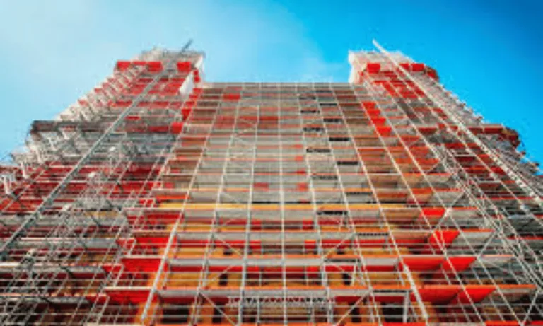 Facade Scaffolding Solutions for Safe Construction 1 Facade Scaffolding