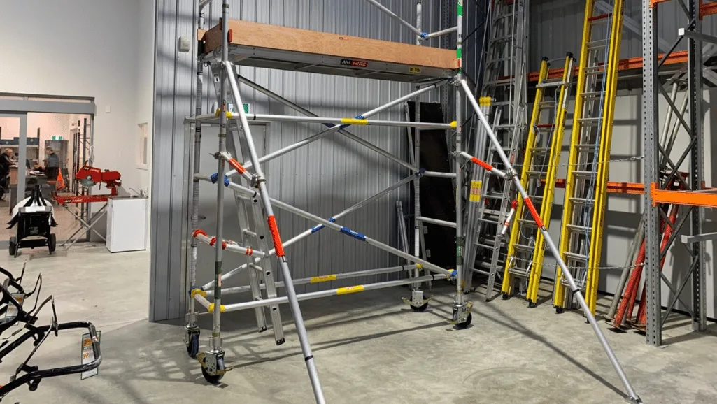 Mobile Scaffolding Solutions for Agile Workspaces 2 Mobile Scaffolding