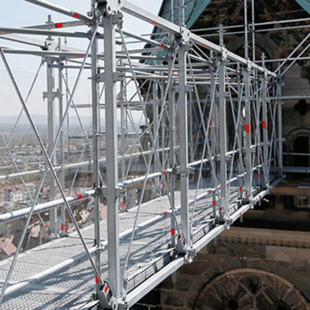 Installing Scaffold Beams and Bridging Systems