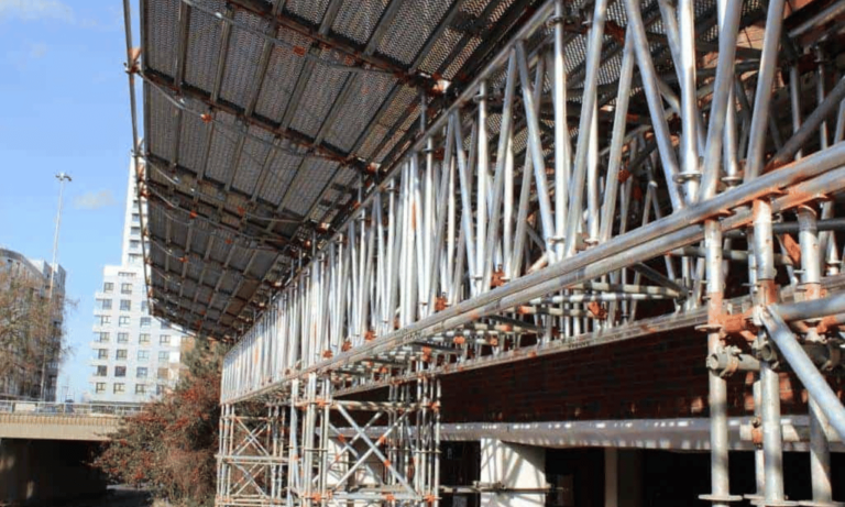 Scaffold Beams and Bridging