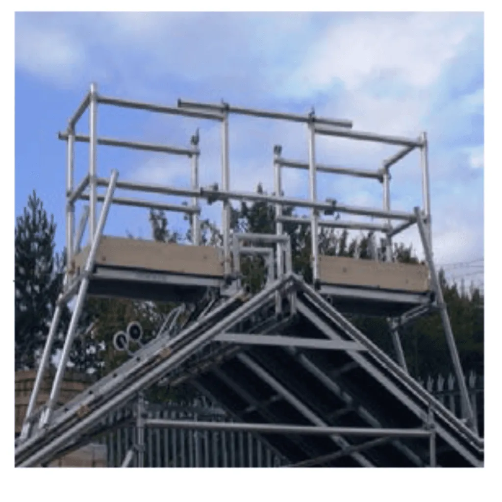 Roofing Bracket Scaffolding: Safety & Usage Tips 3 Roofing Bracket Scaffolding