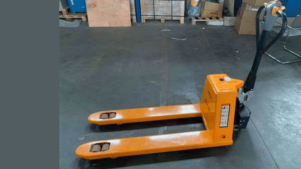 Selecting the right pallet jack for your load capacity