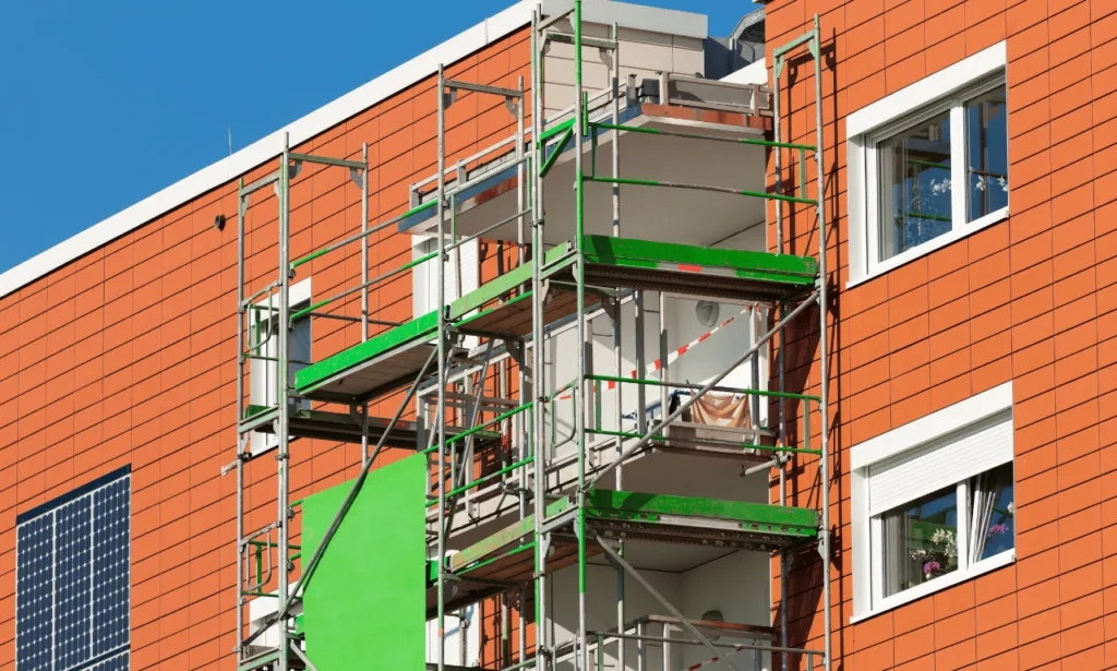 Ensuring Proper Load Bearing Capacities in Roof Scaffolding