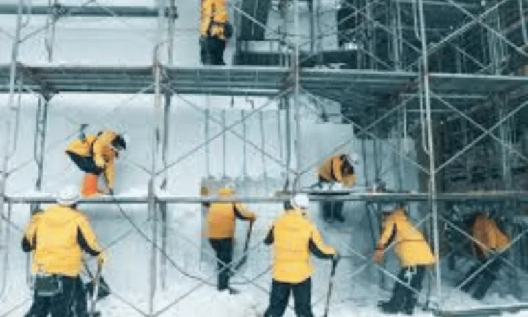 Safe Snow Scaffolding Solutions for Winter 125 Snow Scaffolding