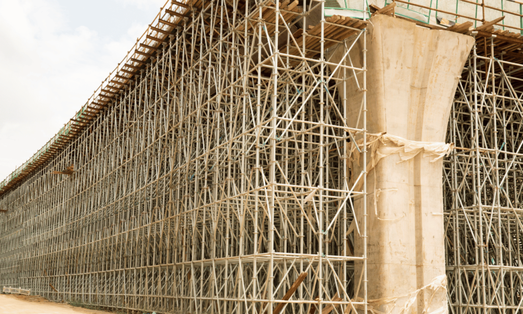 Key Features of Railway Scaffolding for Enhanced Worker Safety