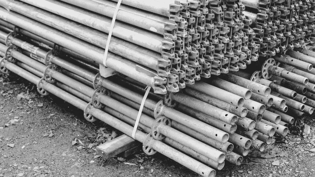 Aluminum and steel scaffolding materials