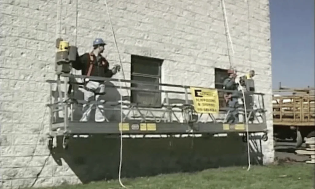 Applications of Suspension Scaffolds in Various Industries