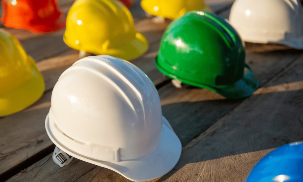 Choosing the Right Hard Hat for Maximum Protection