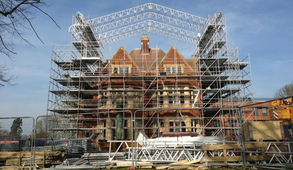 Understanding Scaffold Load Ratings & Safety Standards 5 much weight